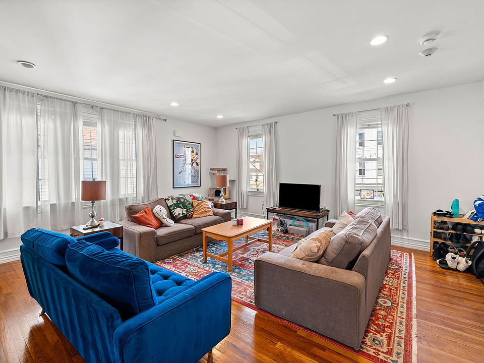 1st image of 47 Julian St