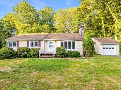 24 Pemberton Drive, Trumbull, CT, 06611