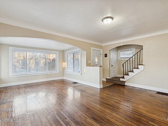 4th image of 3806 Revere Dr