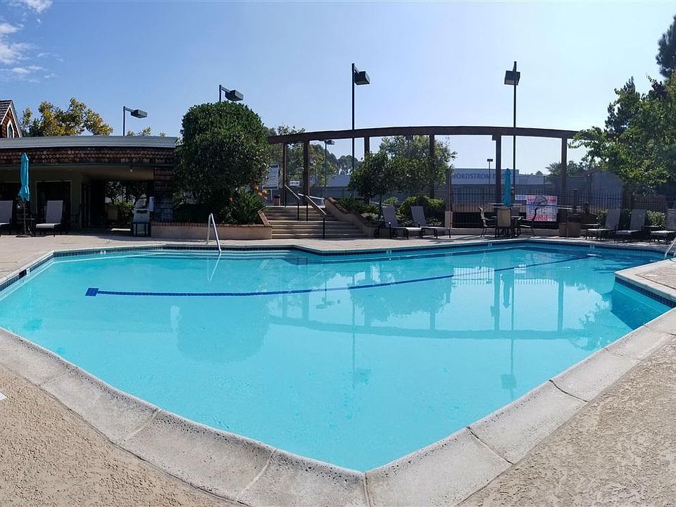 1st image of 8850 Villa La Jolla Dr
