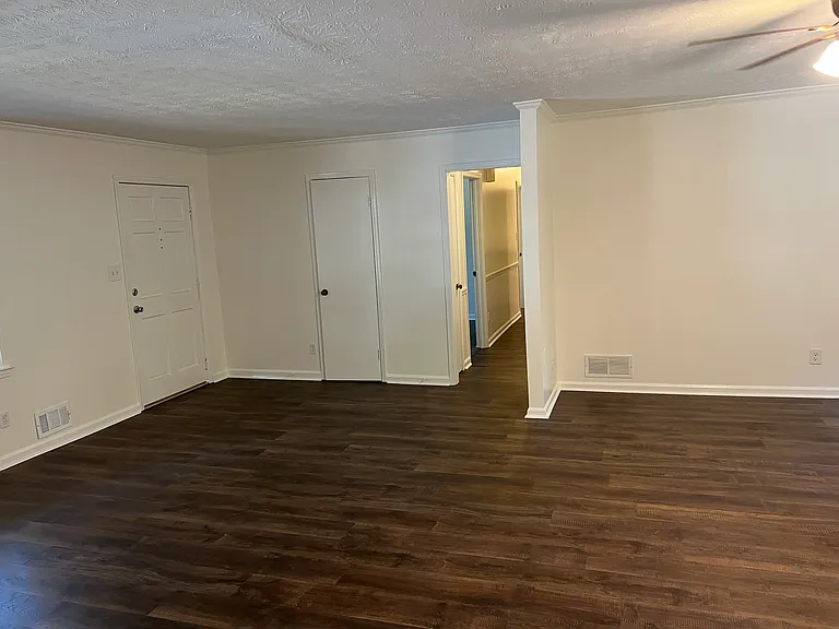 1307 Ridgewood Dr SW — Photo 9