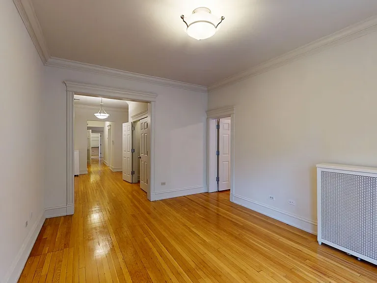 5533 S. Blackstone — Photo 15