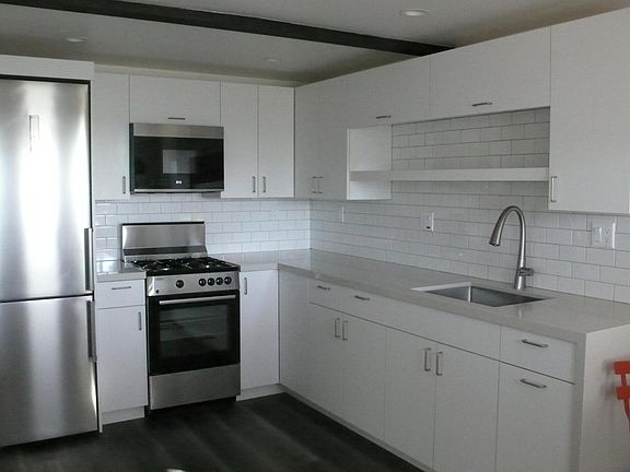 5th image of 754 N Avenue 66