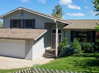 13729 Torrey Pines Dr, Auburn, CA 95602
