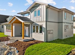 4021 Buckstone Rd, Courtenay, BC V9N0B4