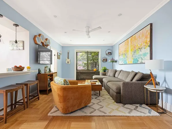 230 Park Pl APT 5L, Brooklyn, NY 11238