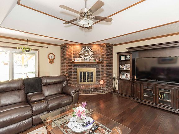 5th image of 7021 Westbury Dr