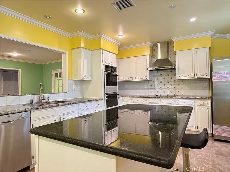 1162 Panorama Dr — Photo 10