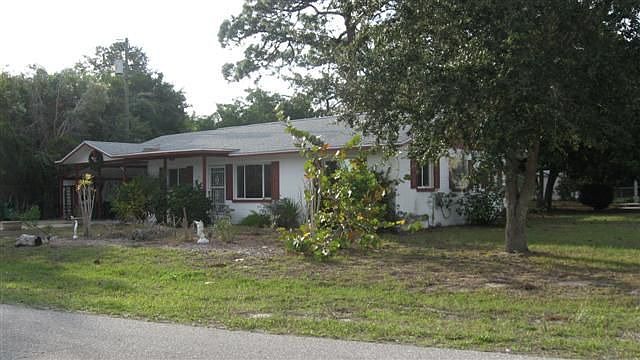 Large corner lot