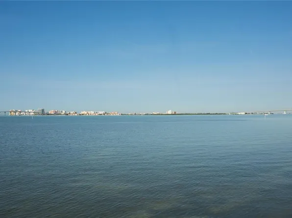 50 Coe Rd APT 224, Belleair, FL 33756