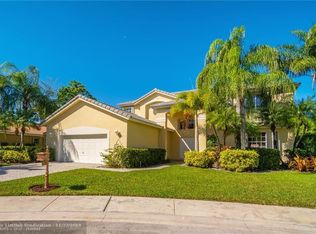 550 Stonemont Dr, Fort Lauderdale, FL 33326