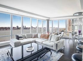 50 Riverside Blvd
