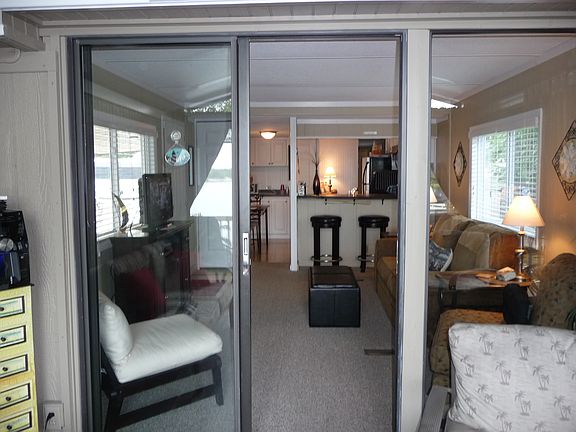 Living Room/Kitchen