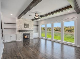 3120 SW Summit View Trl, Lees Summit, MO 64082