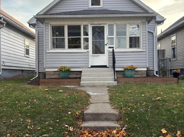 191 Oak St, Rossford, OH 43460