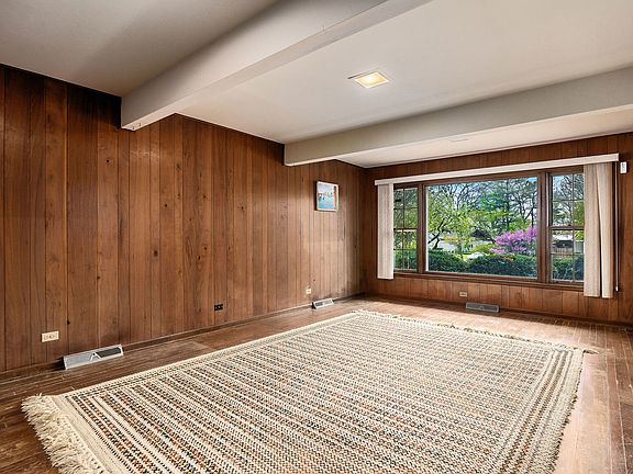 5th image of 603 Hillside Dr