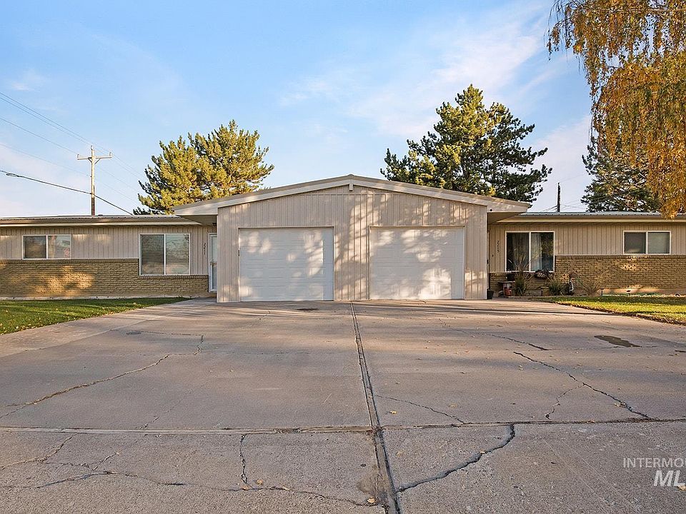 1st image of 2211-2215 Crest Ave