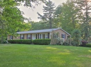 46 Goldthwaite Rd, Northbridge, MA 01534