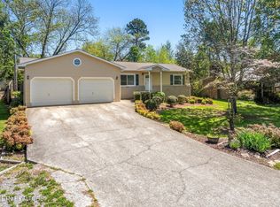 217 Meadow Ln, Sweetwater, TN 37874