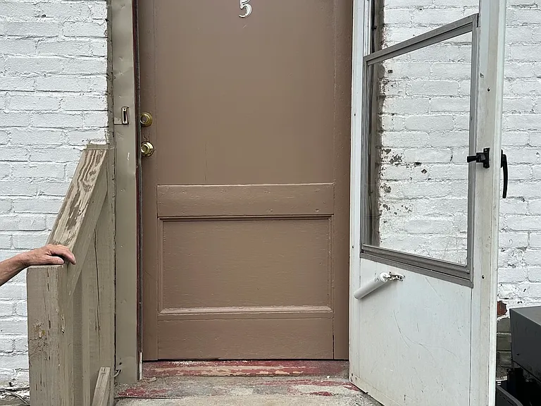 1246 Main St #5 — Photo 11