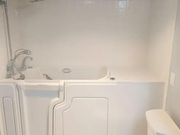 (undisclosed Address), Coconut Creek, FL 33066