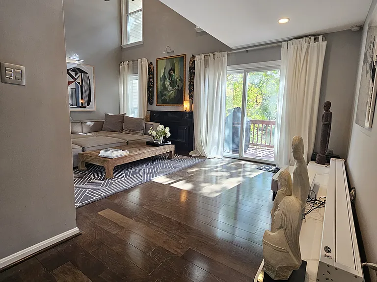 Entry living room