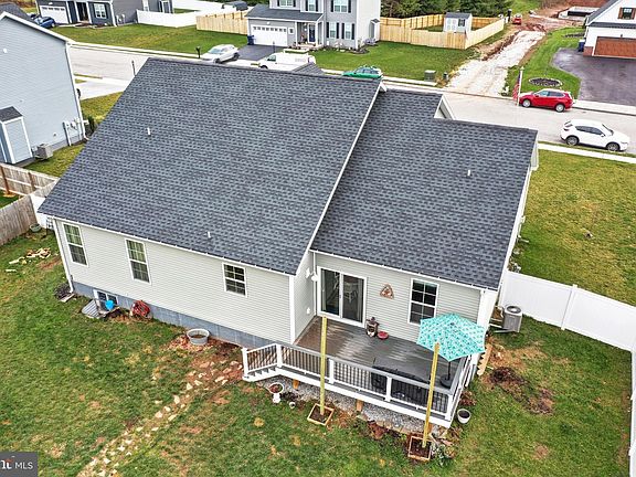 4th image of 125 Oxford Blvd
