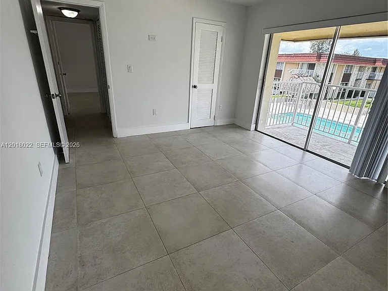 5401 SW 77th Ct #206E — Photo 5