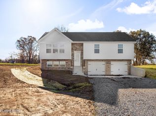 57 Addison Ct, Guston, KY 40142