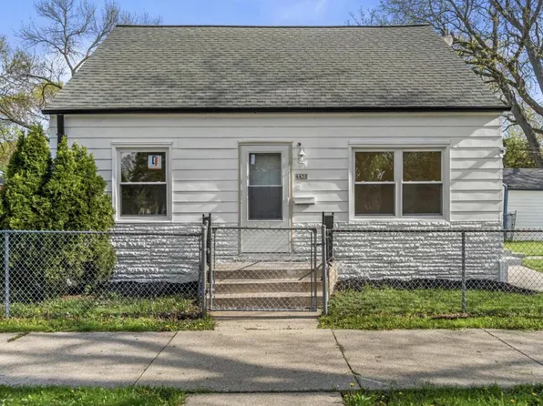 4430 W Glendale AVENUE, Milwaukee, WI 53218