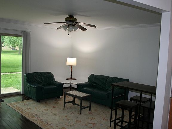 5th image of 501 Carlysle Dr APT 5