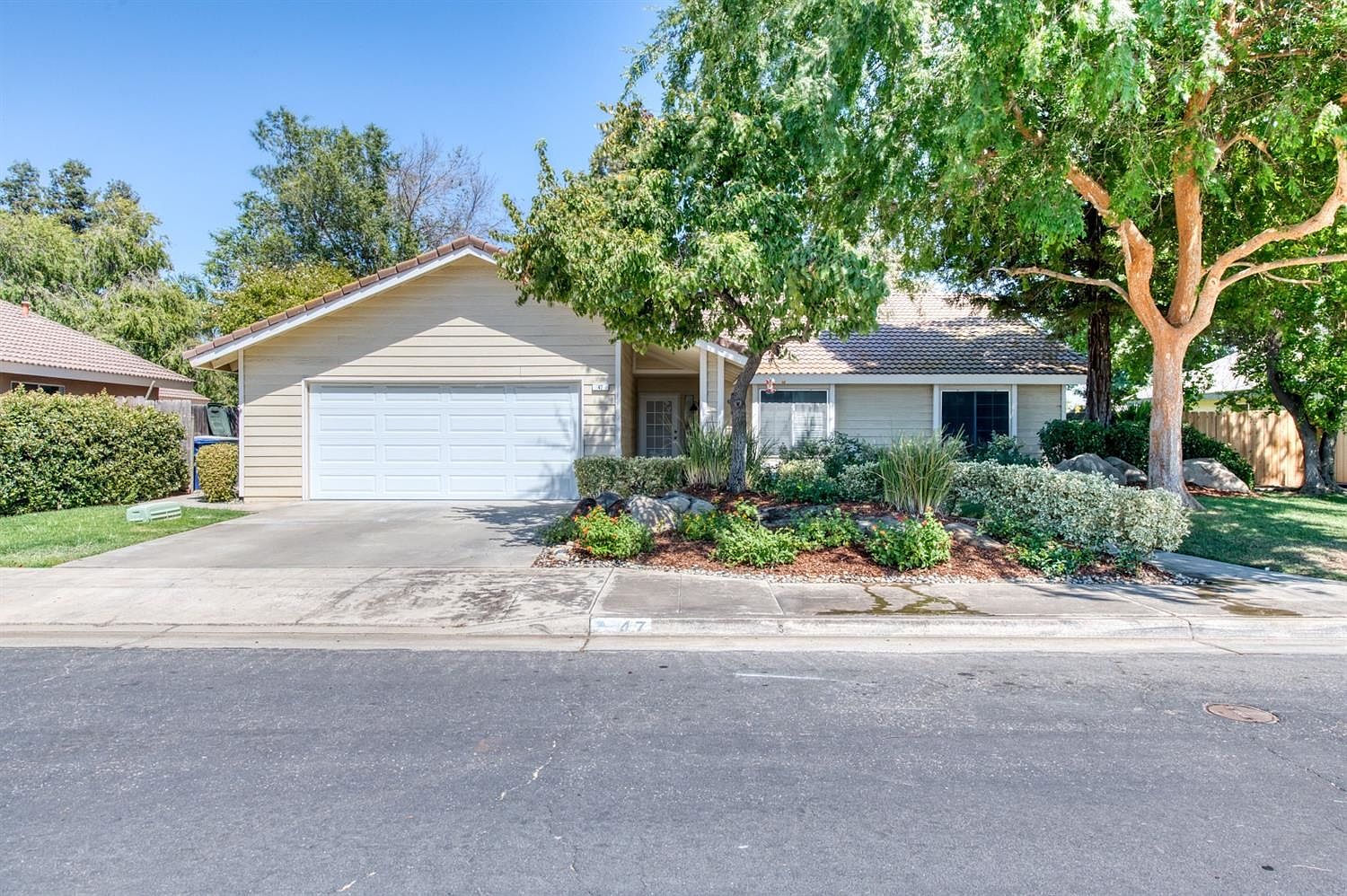 47 N Jasmine Ave, Clovis, CA 93611 Zillow