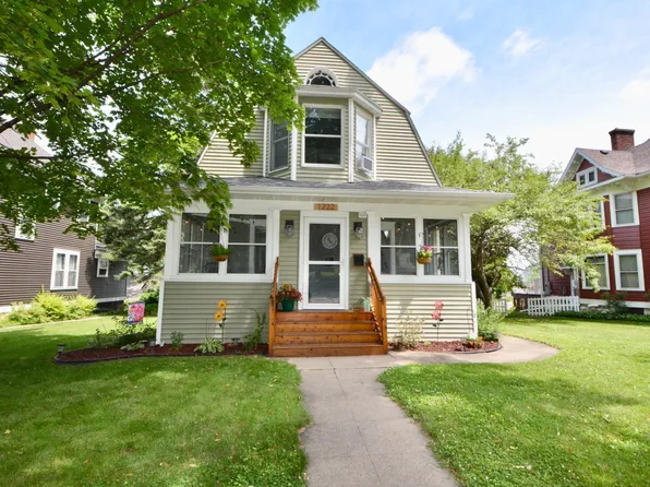 1222 W 4th St, Red Wing, MN 55066