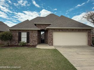 304 Ridge Pointe Dr, Brandon, MS 39042