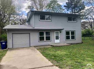 1745 W 20th St, Lawrence, KS 66046
