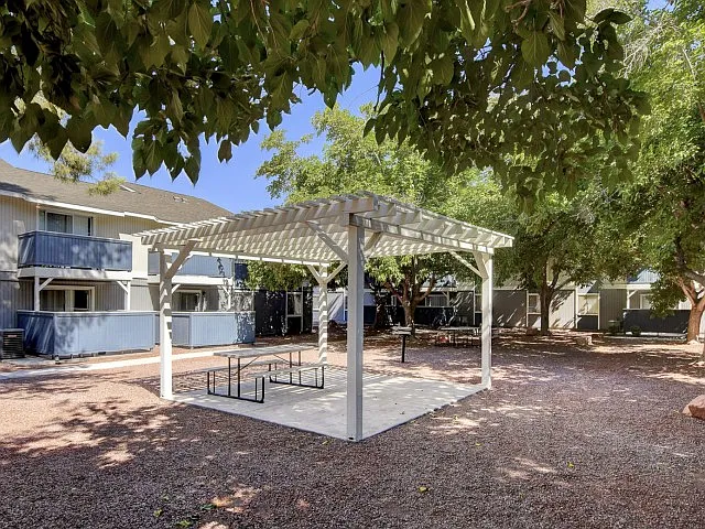 Paradise Square | Apartments For Rent in Las Vegas