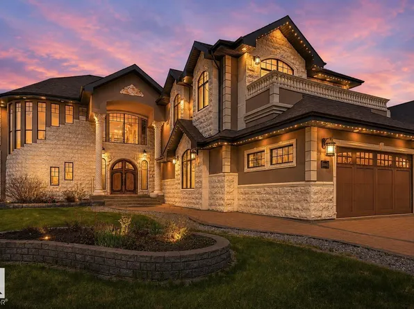 1004 Hollands Point E, Edmonton, AB T6R 3T1