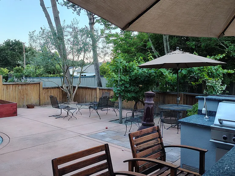 Windstone Dr — Photo 16