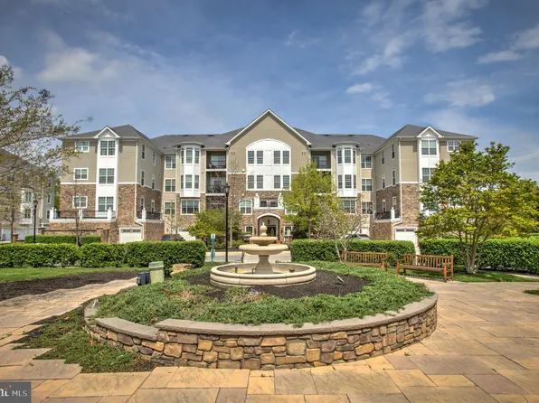 7400 Travertine Dr Unit 408, Baltimore, MD 21209