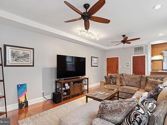 2nd image of 1703 Wallace St APT 201