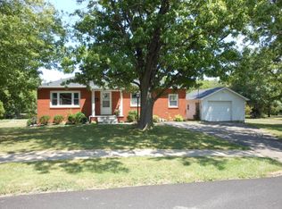 47 East St, New London, OH 44851