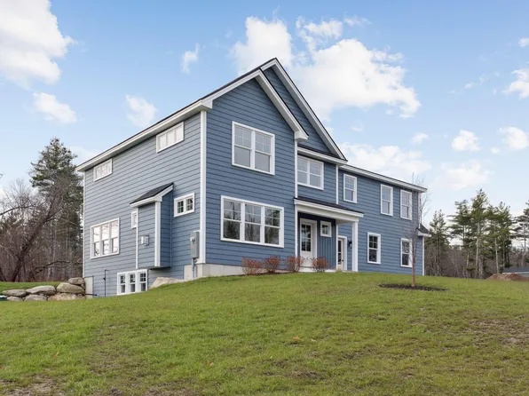 17 Eagles Lane, Falmouth, ME 04105