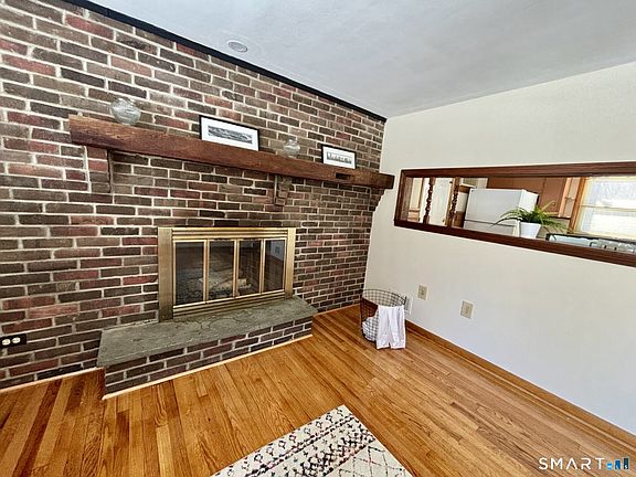 2nd image of 148 Edgewood Dr