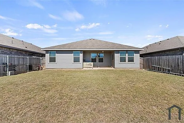3041 Manu St — Photo 21