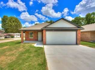 522 SE 3rd St, Lexington, OK 73051