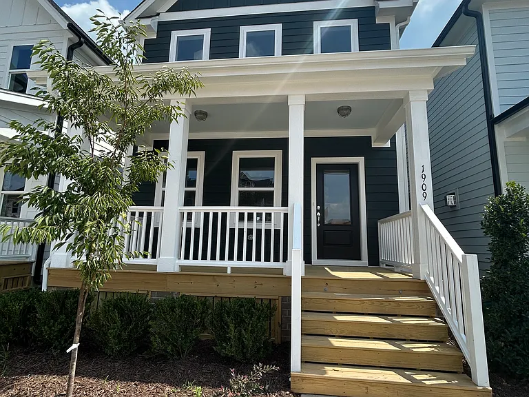 1909 Plott Balsam Dr — Photo 1