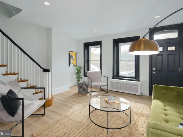 3815 Cresson St, Philadelphia, PA 19127