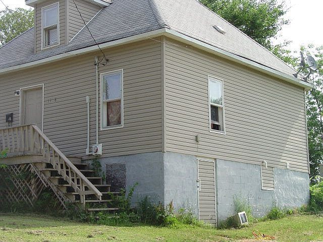 2nd image of 1108 Jefferson Ave