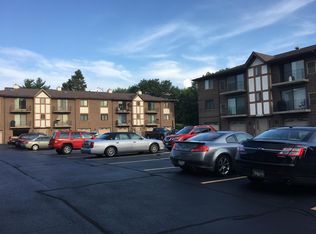 1712 S Washington St, Naperville, IL 60565