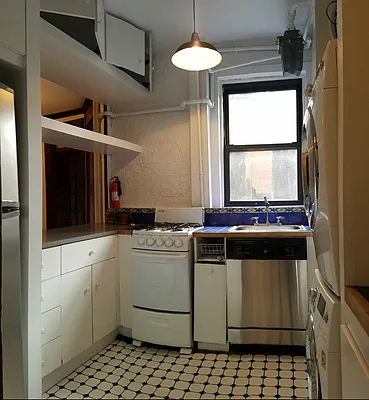 Rented by Keller Williams NYC | media 71